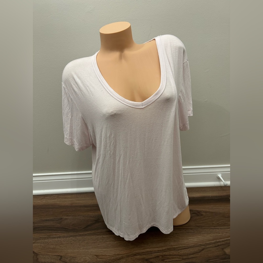 American Eagle Outfitters Light Pink Scoop Neck Tee